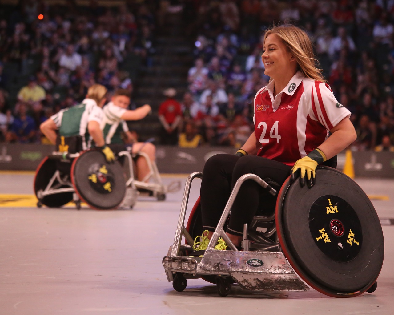 2)	Penser au sport pour des personnes handicapées. 